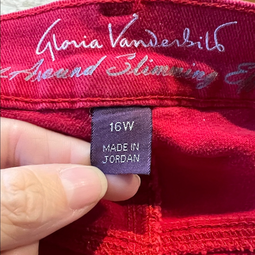 Gloria Vanderbilt Amanda classic fit red denim capris size 16W - Picture 12 of 13